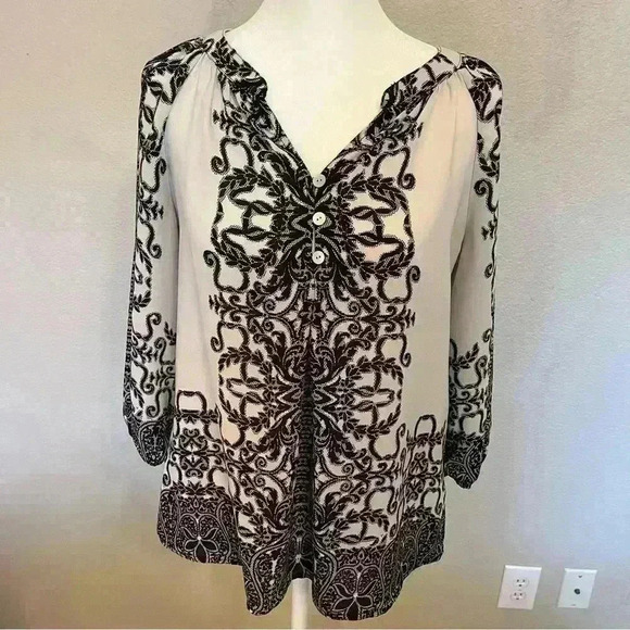 New Directions black and white dressy loose fit blouse in size PS (Petite Small) - Picture 3 of 11